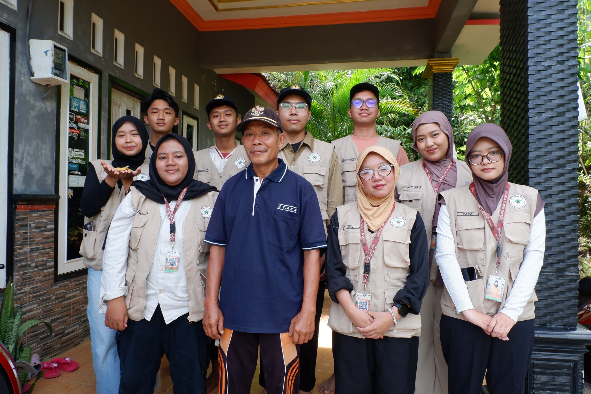 Kunjungan ke Ketua Gapoktan Desa Wlahar