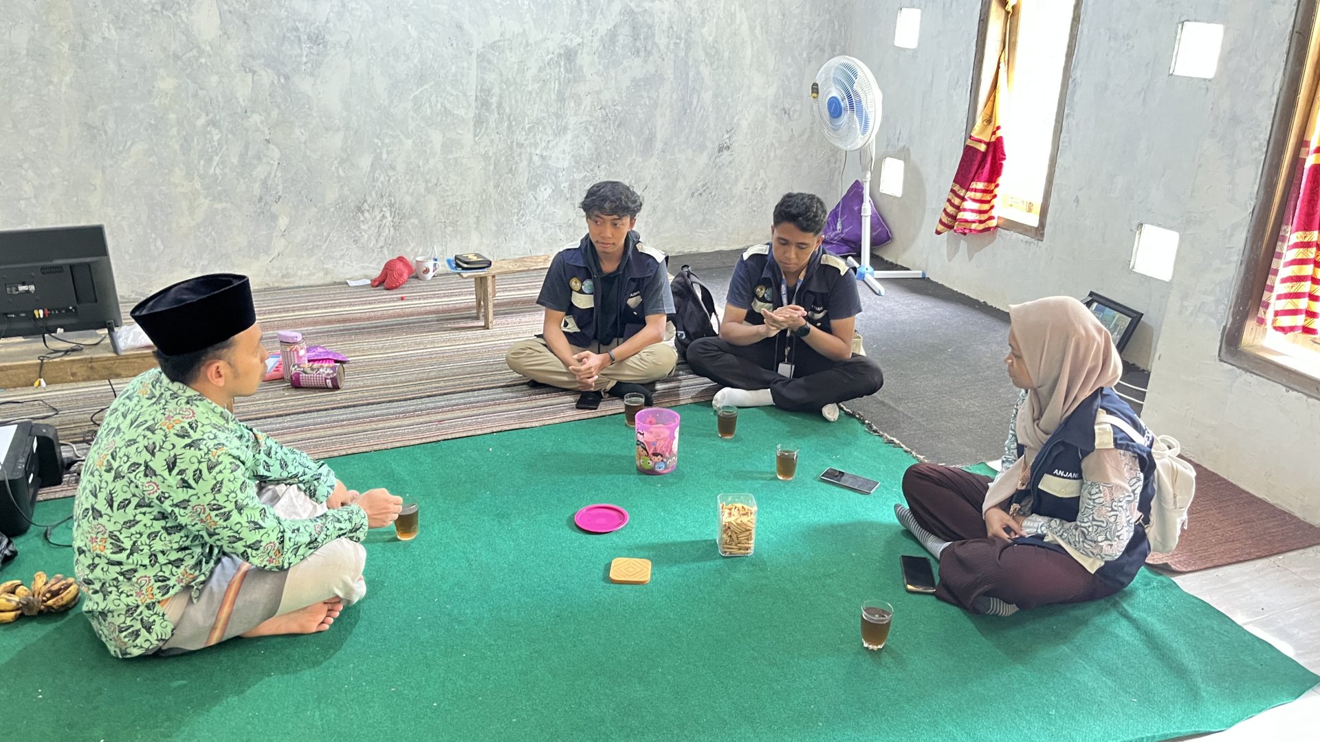 Berkunjung pondok pesantren di desa trimulyo