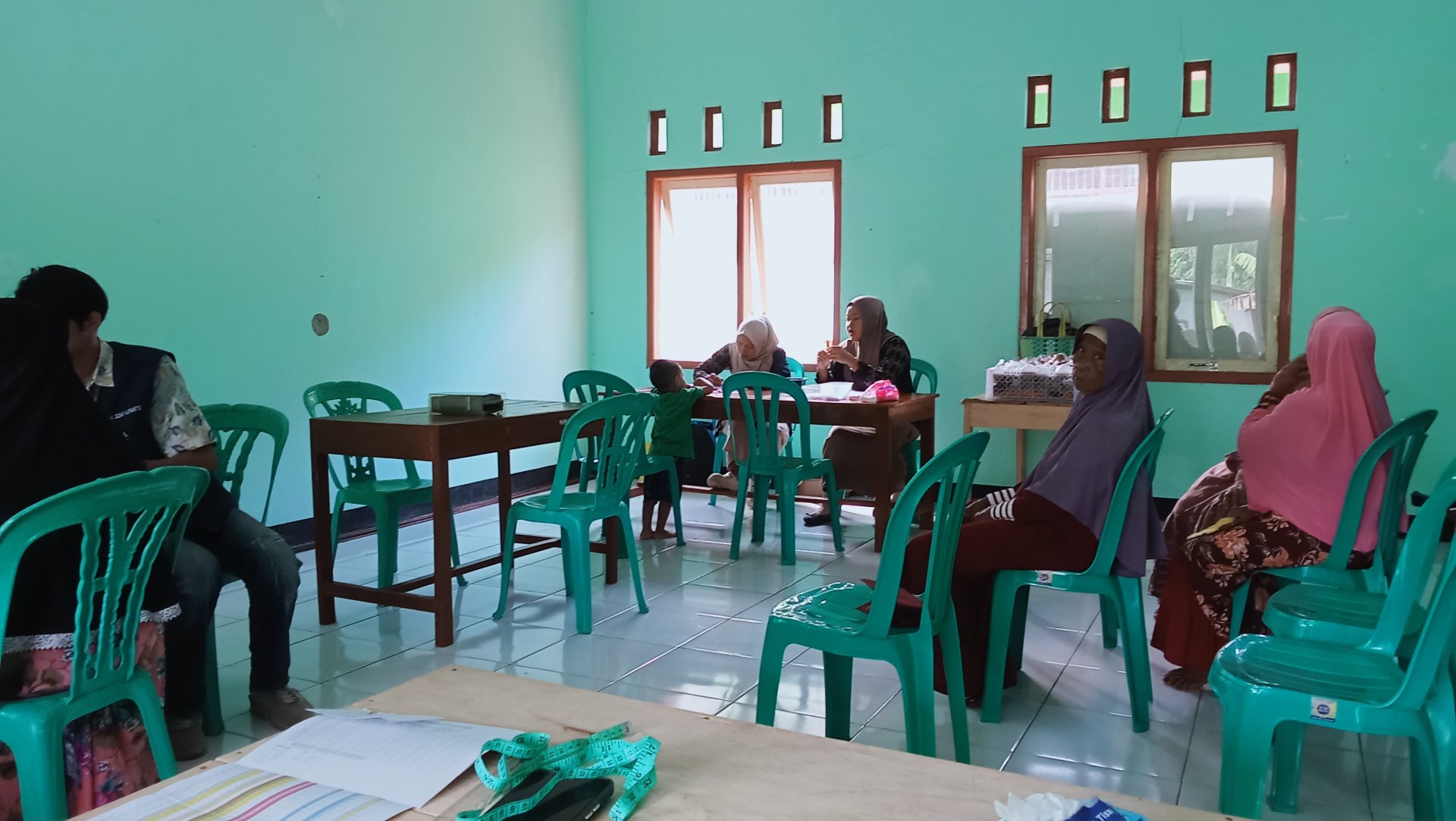 Hari keempat KKN pendampingan posyandu lansia di desa Plana