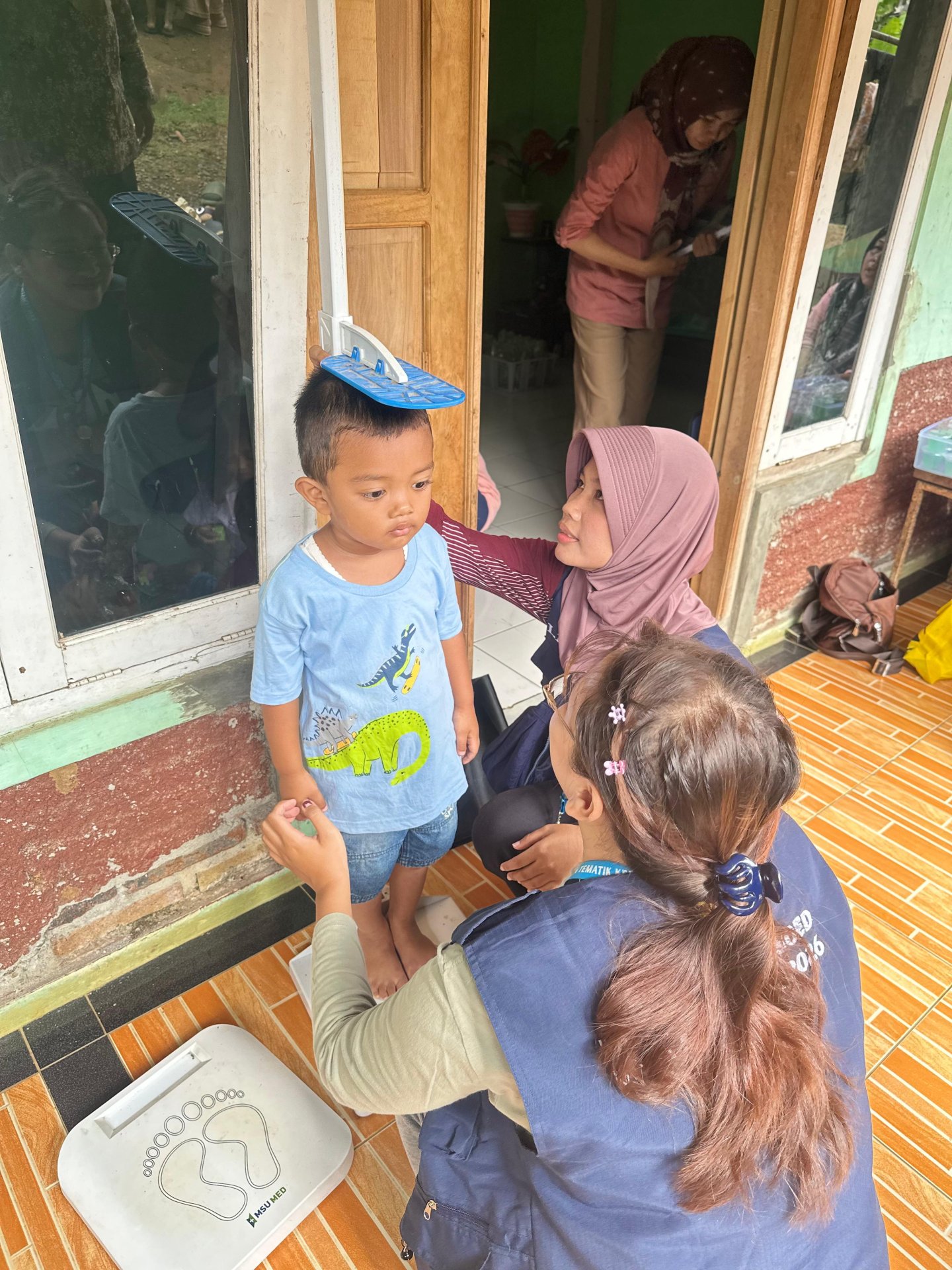 Senam mitigasi bencana dan kunjungan posyandu ILP