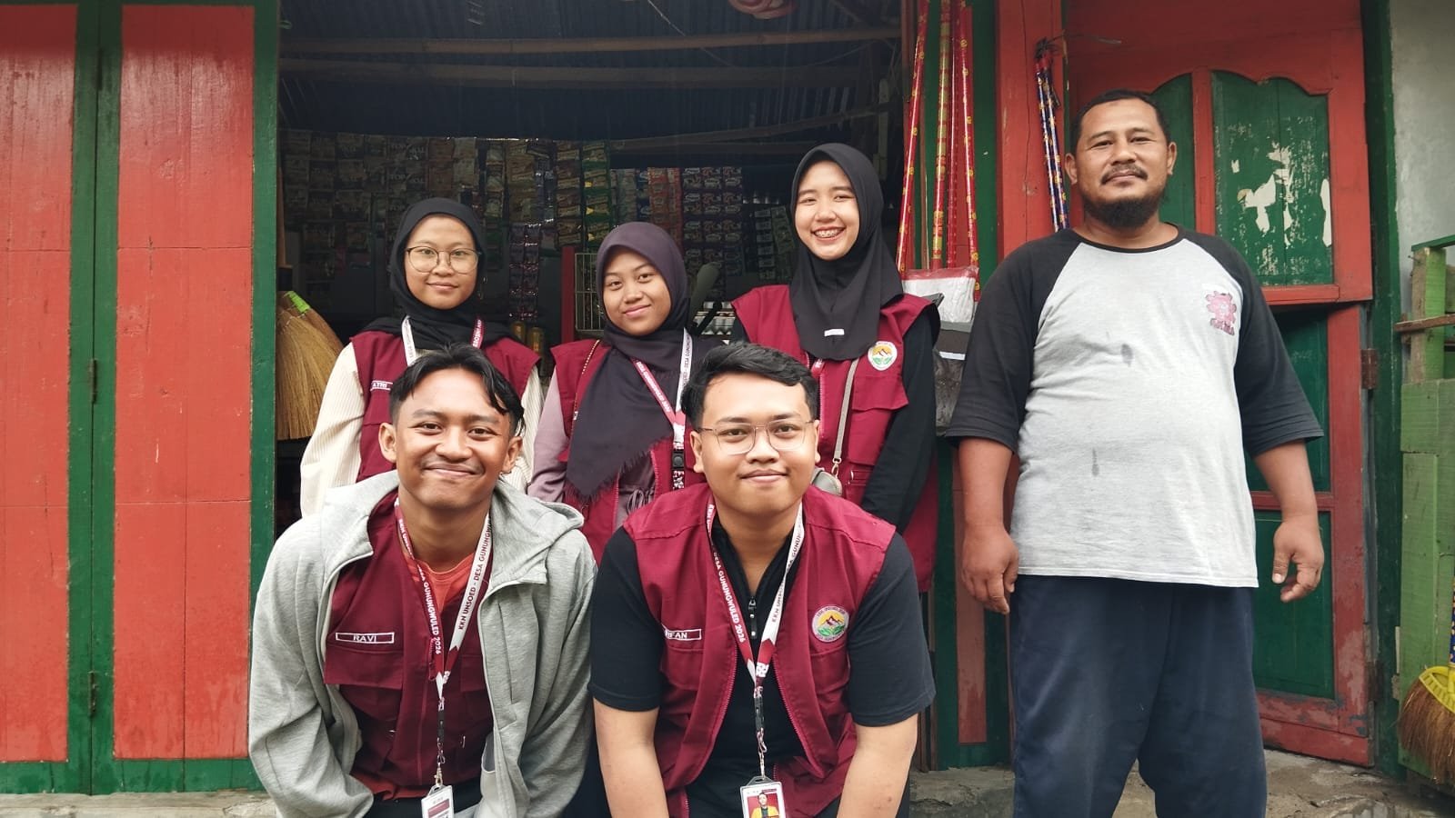 Kunjungan UMKM Warung Agis