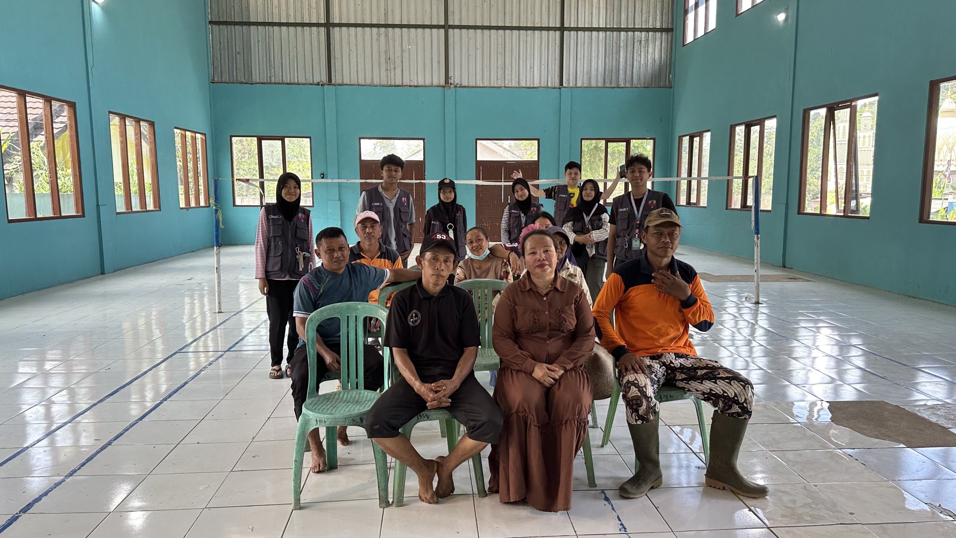 Sosialisasi dan Penanam Bibit