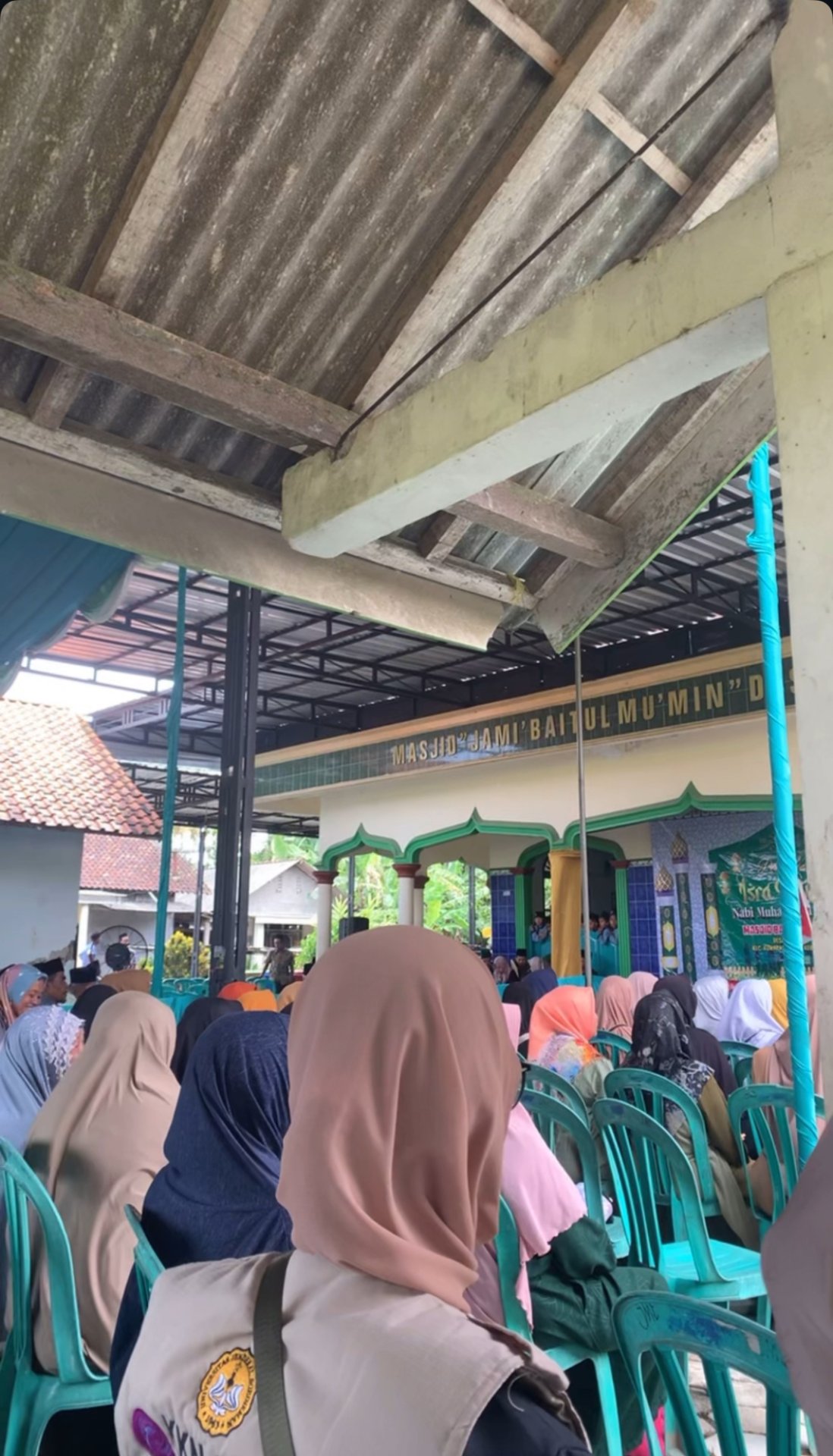 Mengikuti Acara Rajaban