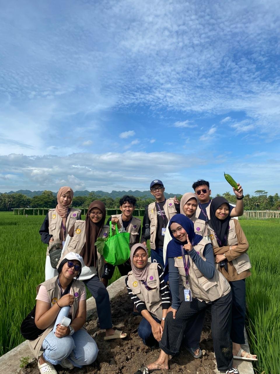 Hari ke-4: Kunjungan ke Kebun Pare Milik Bumdes