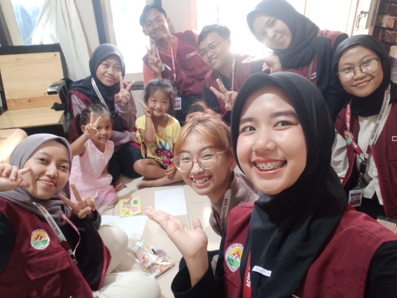 Belajar dan bermain bersama adik adik Desa Gunungwuled