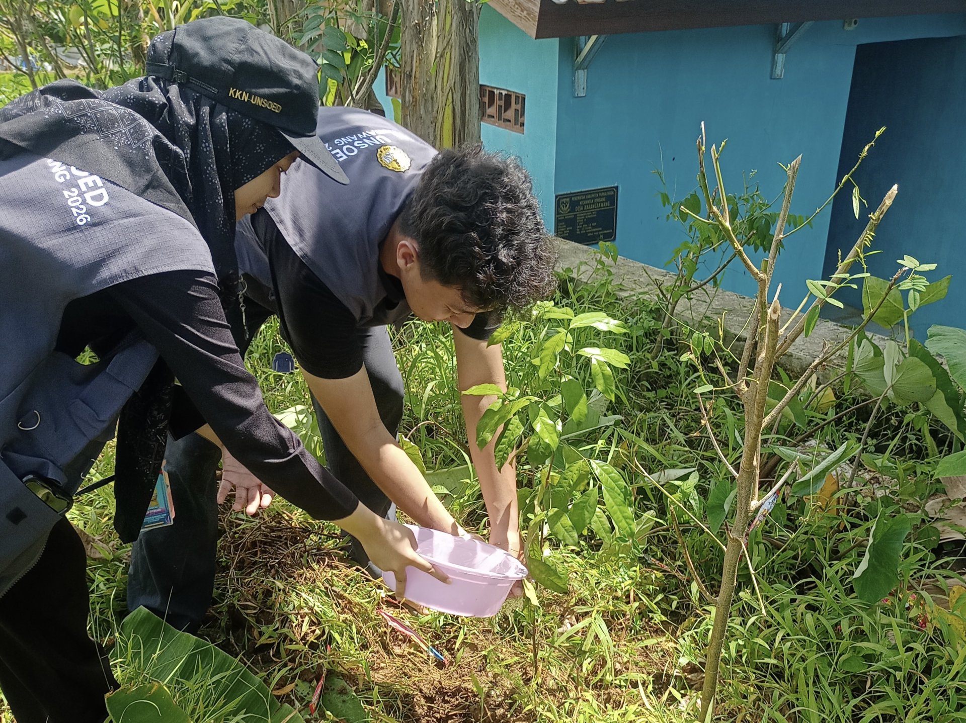 PENANAMAN POHON MULTIGUNA DESA KARANGBAWANG