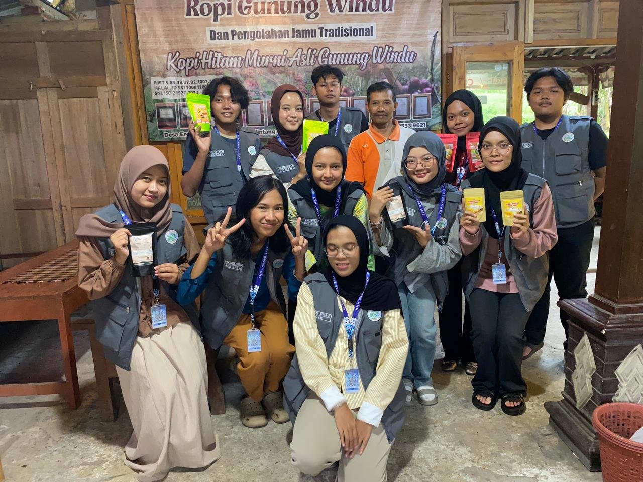 Pelaksanaan Program KKN Hari Keempat di Desa Erorejo, Wadaslintang