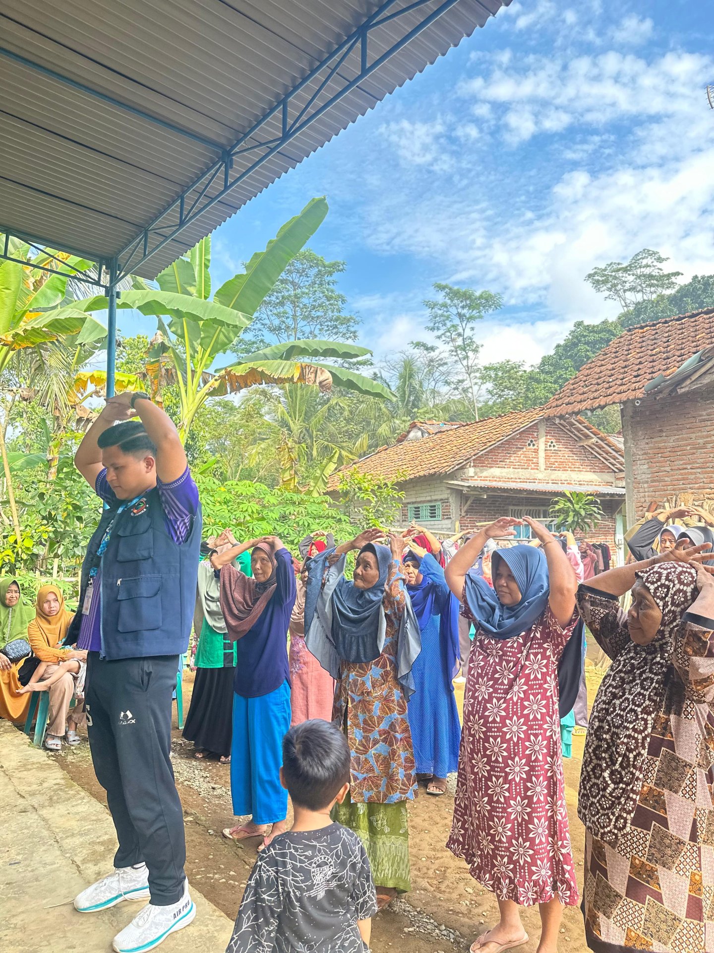 pendampingan posyandu dan kegiatan senam