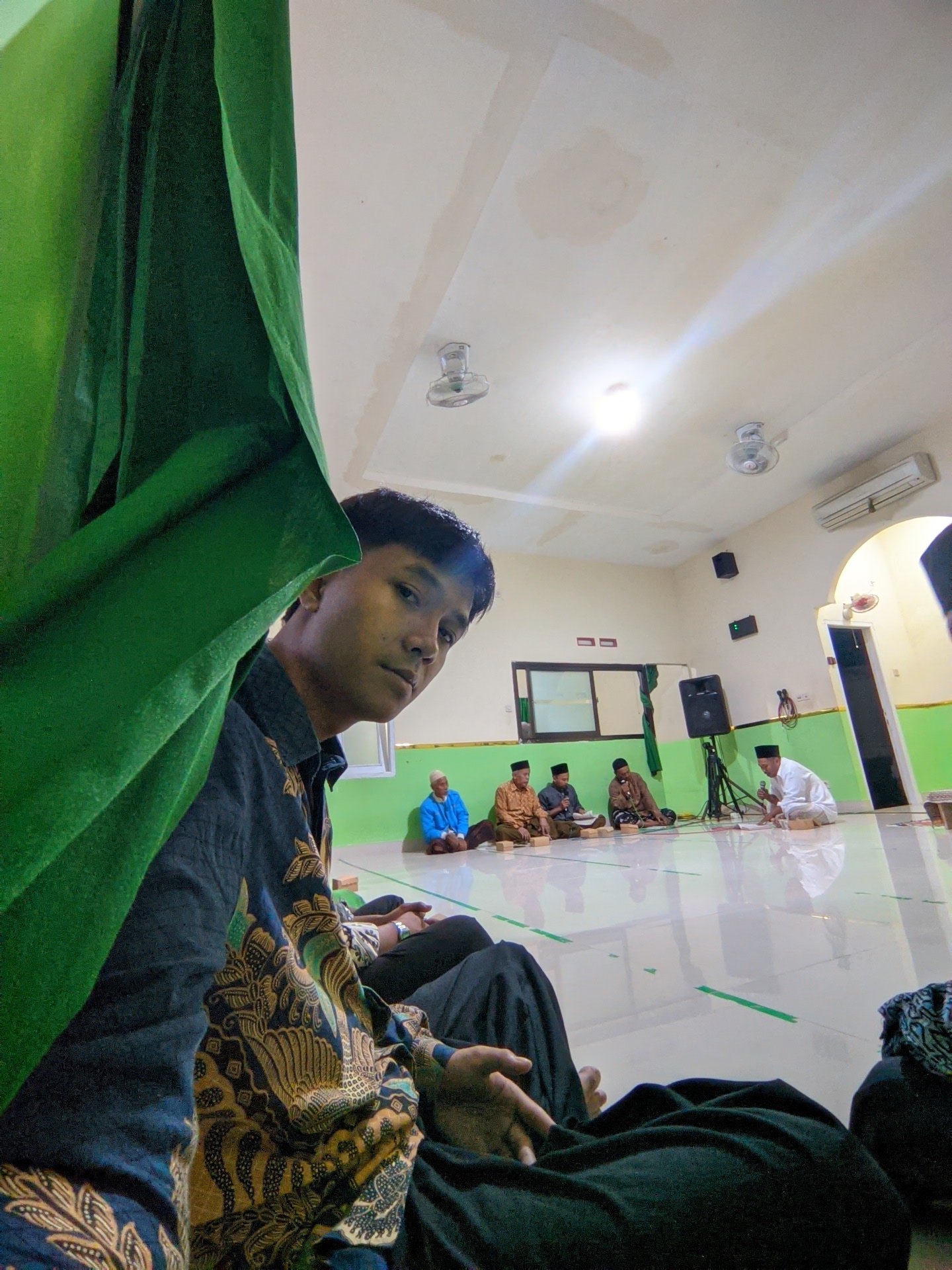 Mengikuti kegiatan rajaban