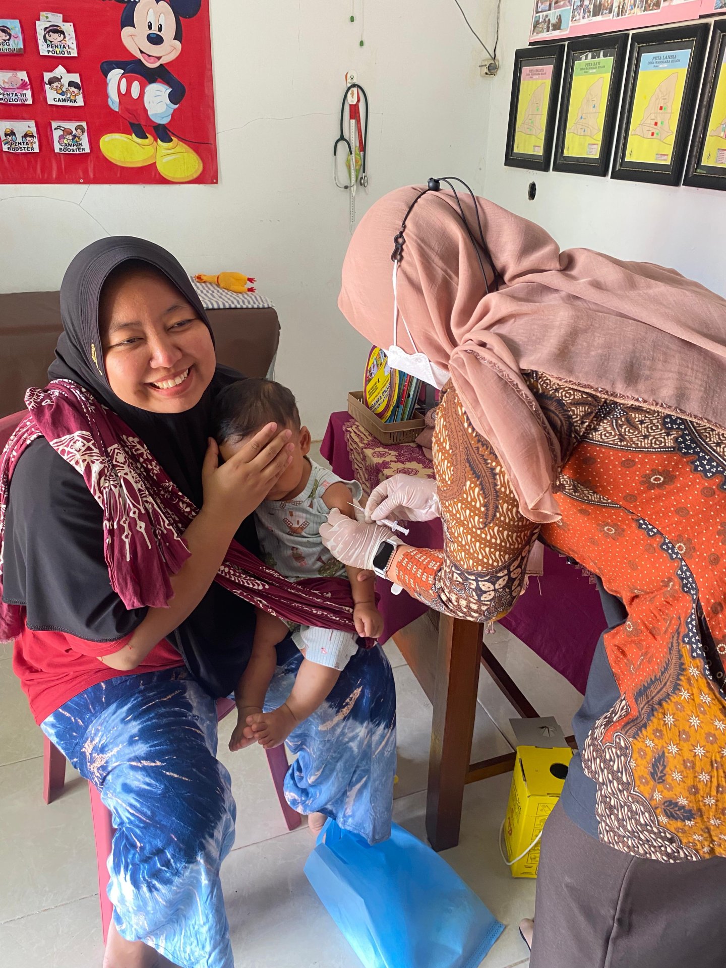 Kegiatan Membantu Posyandu dan Mengikuti acara pengajian Desa Wanogara Kulon