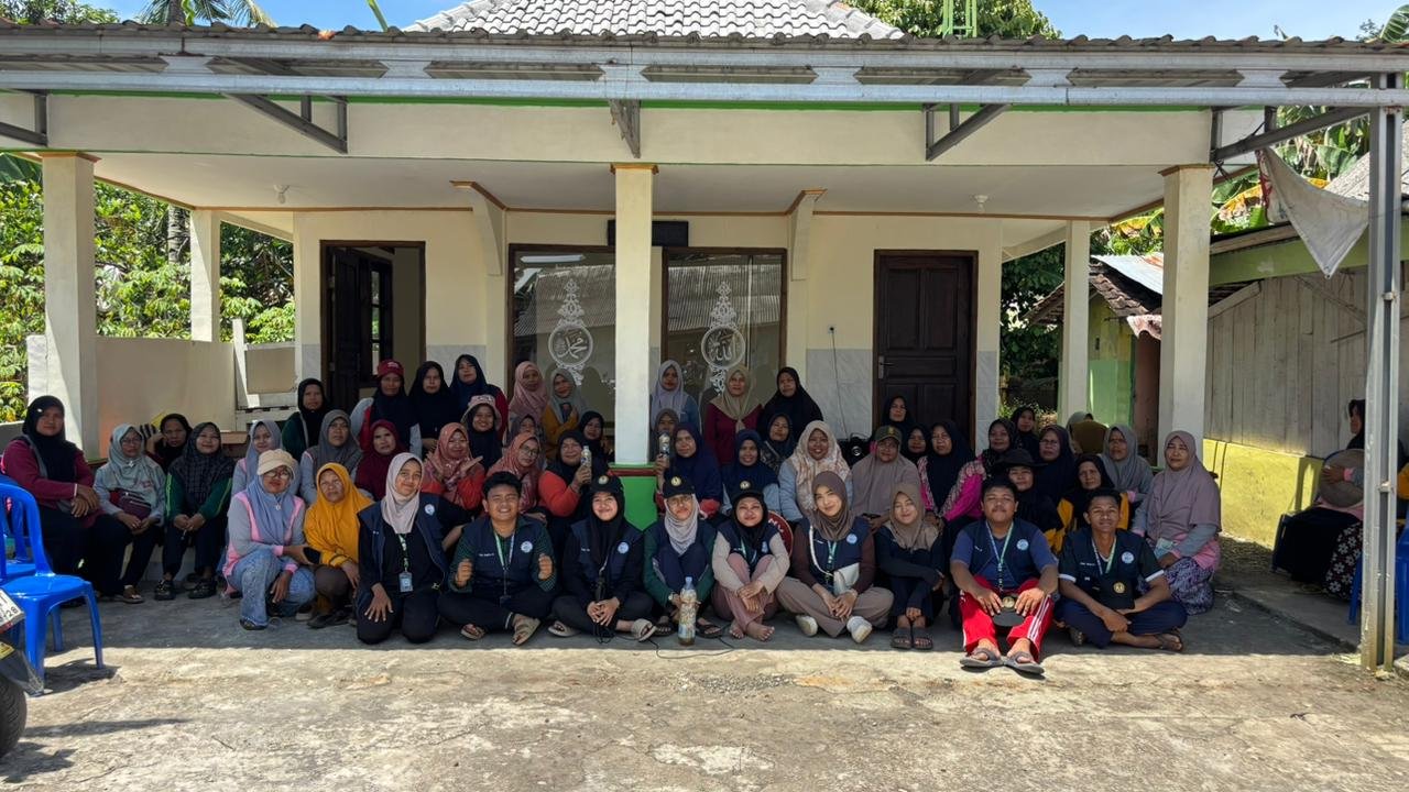 Insentifikasi pekarangan & pembuatan pestisida nabati