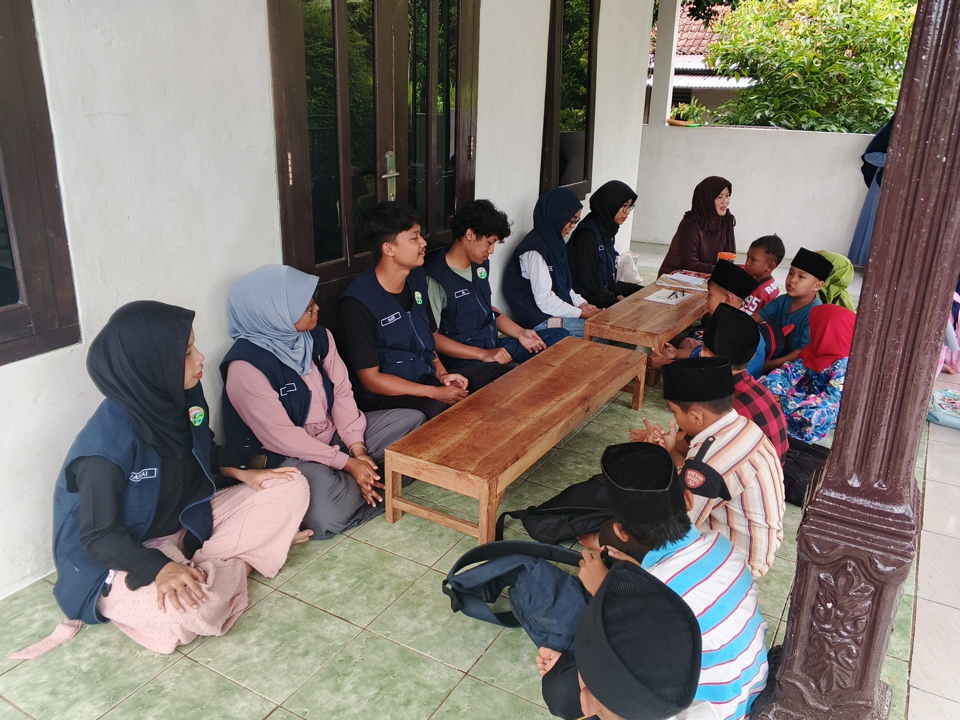 Kegiatan Pengajaran Keagamaan di TPQ Fatimah Salim