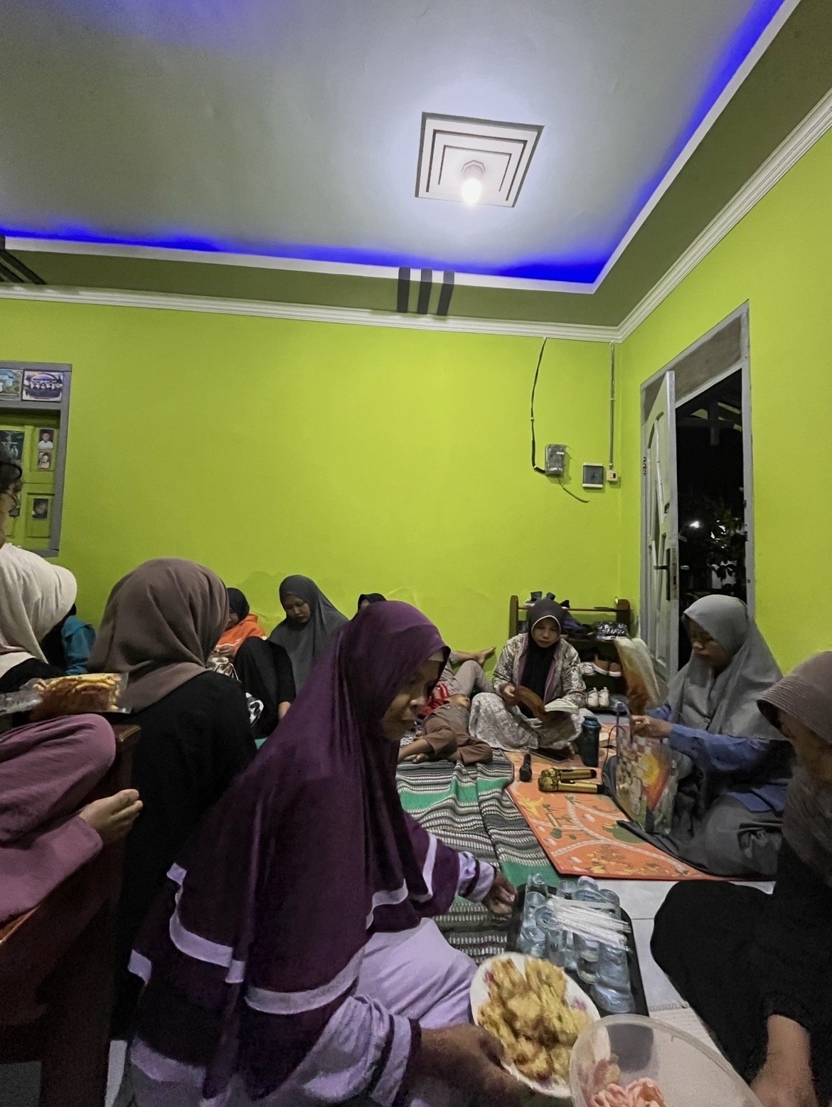 Kegiatan Rutinan Maulid Al Barjanzi bersama Warga Desa Gunungwuled Dusun III