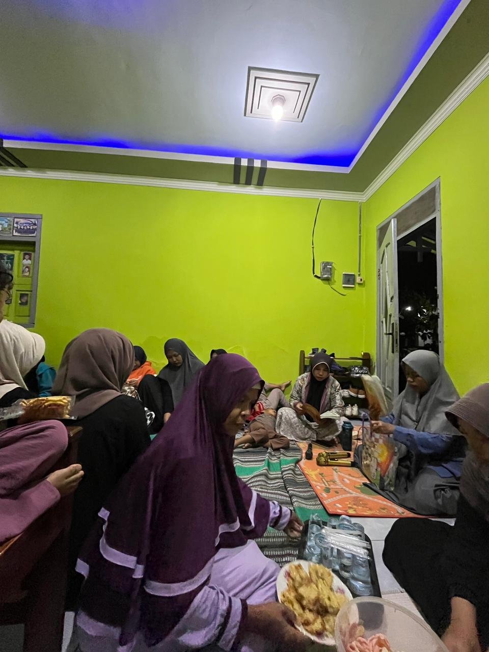 Kegiatan Rutinan Maulid Al Barjanzi Bersama Warga Dusun 3