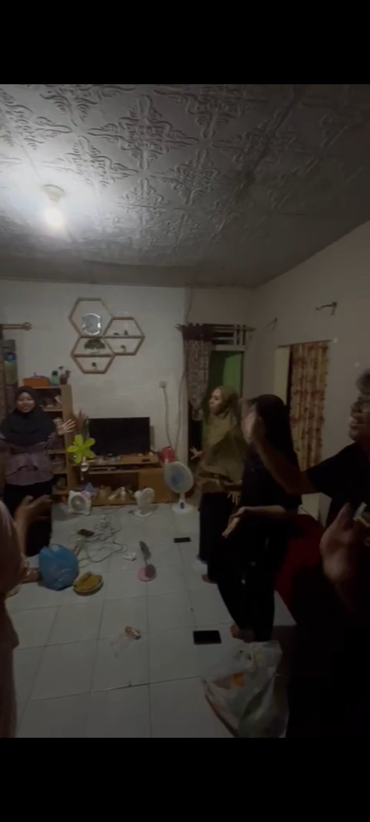 Latihan Ice Breaking