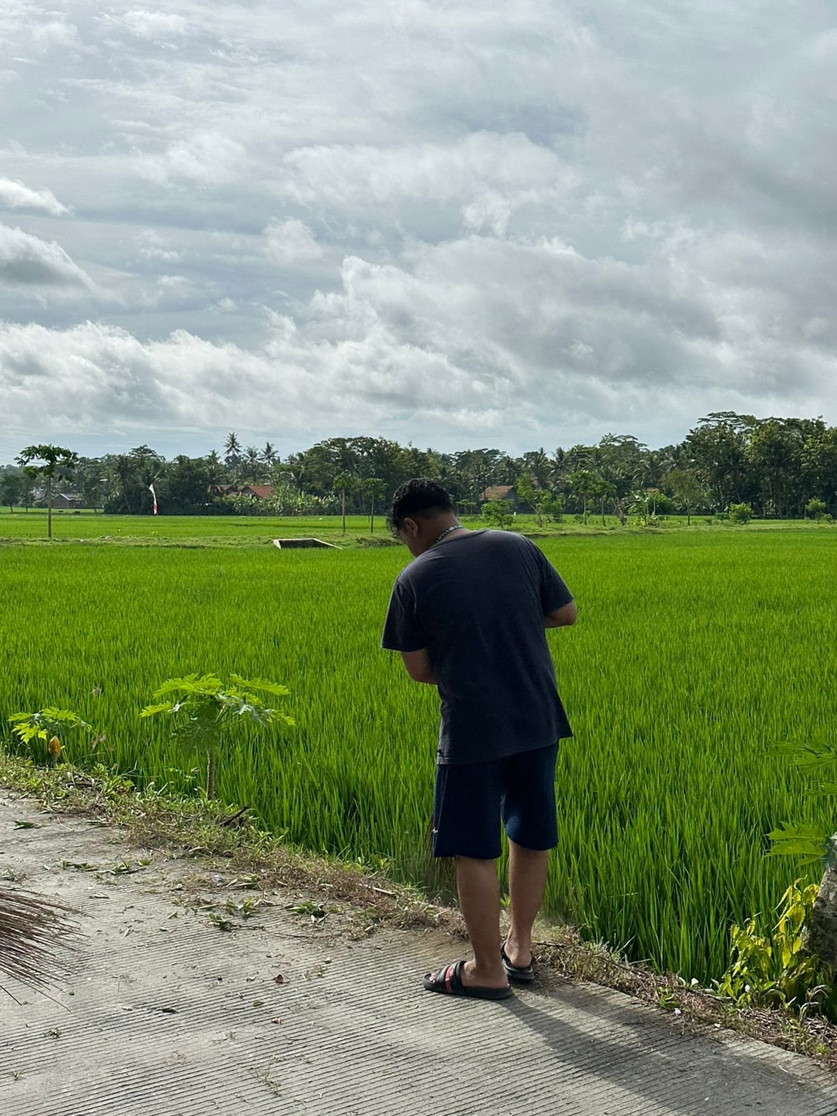 Kerja Bakti Bersama Warga