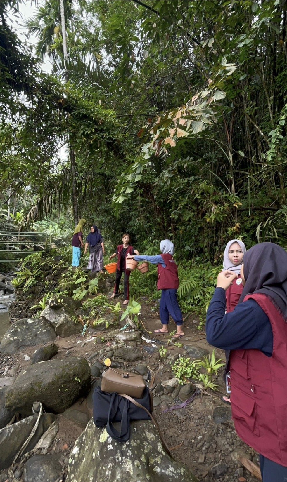 Kerja Bakti bersama Warga Desa Gunungwuled