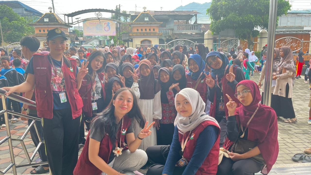 Mengikuti Kegiatan Jalan Sehat dalam Rangka Milad TPQ Baitul Ilmu Desa Bodaskarangjati, Rembang, Purbalingga