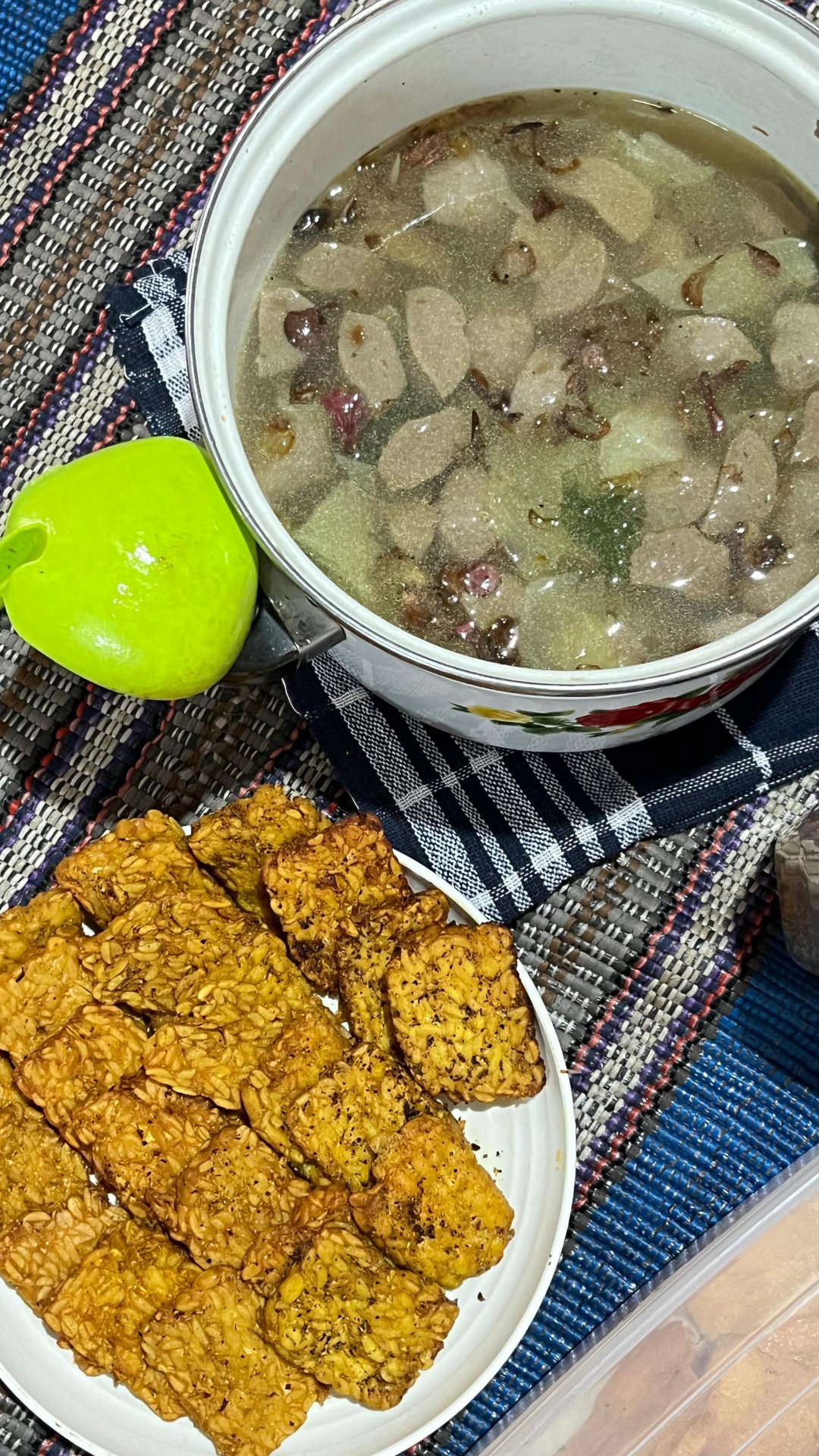 Masak dan Makan Bersama Kelompok Desa Lancar