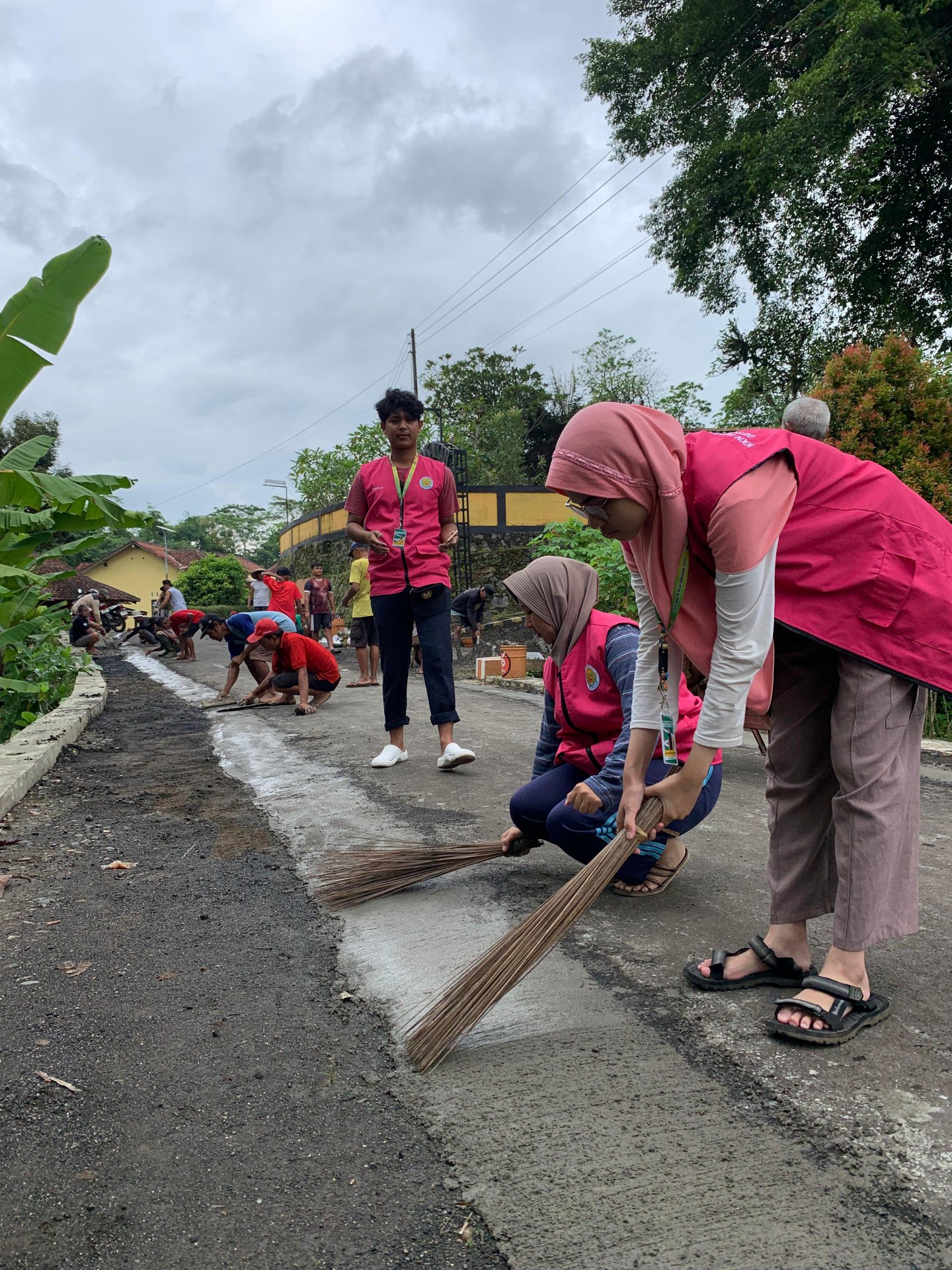 Kerja Bakti di RW 1 RW 7