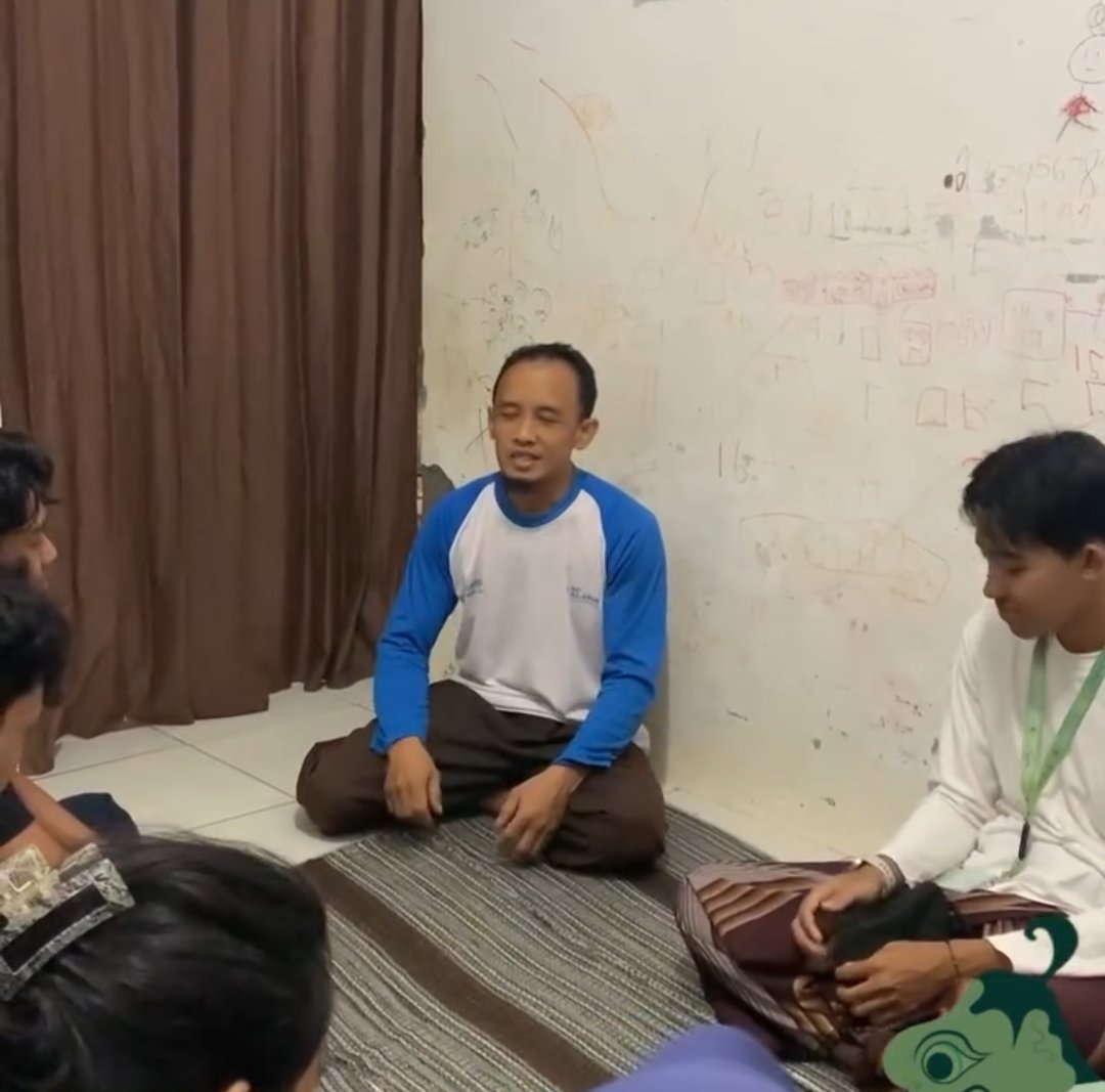 Kunjungan ke rumah RT