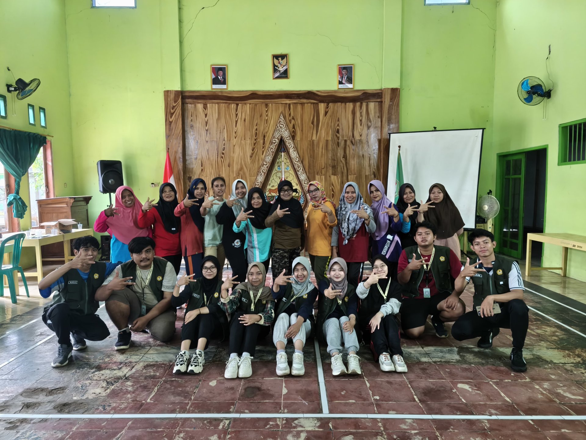 Hari 5.6 (Membangun Kedekatan Melalui Kegiatan Sosial, Edukasi, dan Keagamaan)