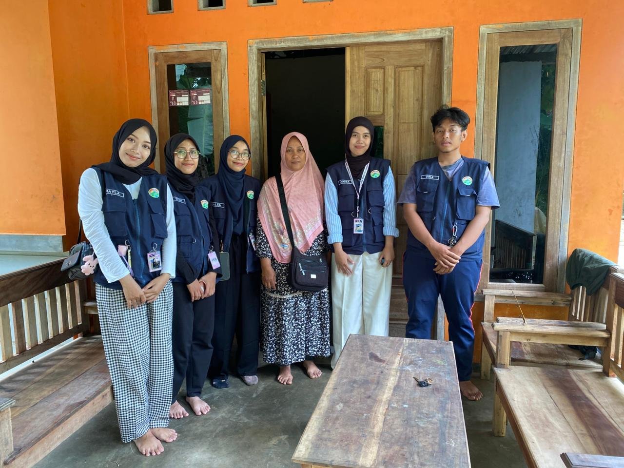 Kunjungan ke UMKM Ibu Kasiyem