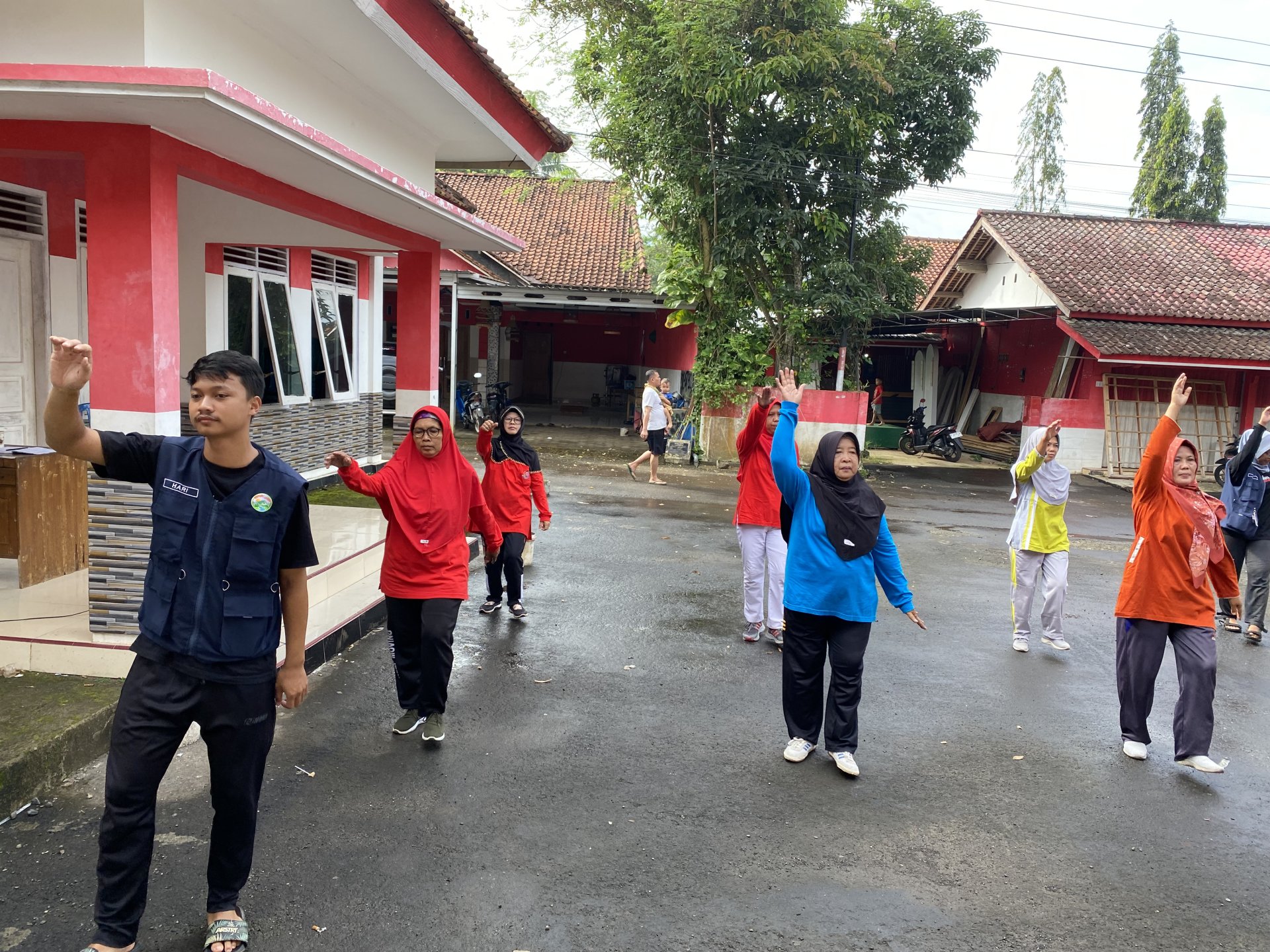 Senam Lansia di hari Minggu Desa Somakaton