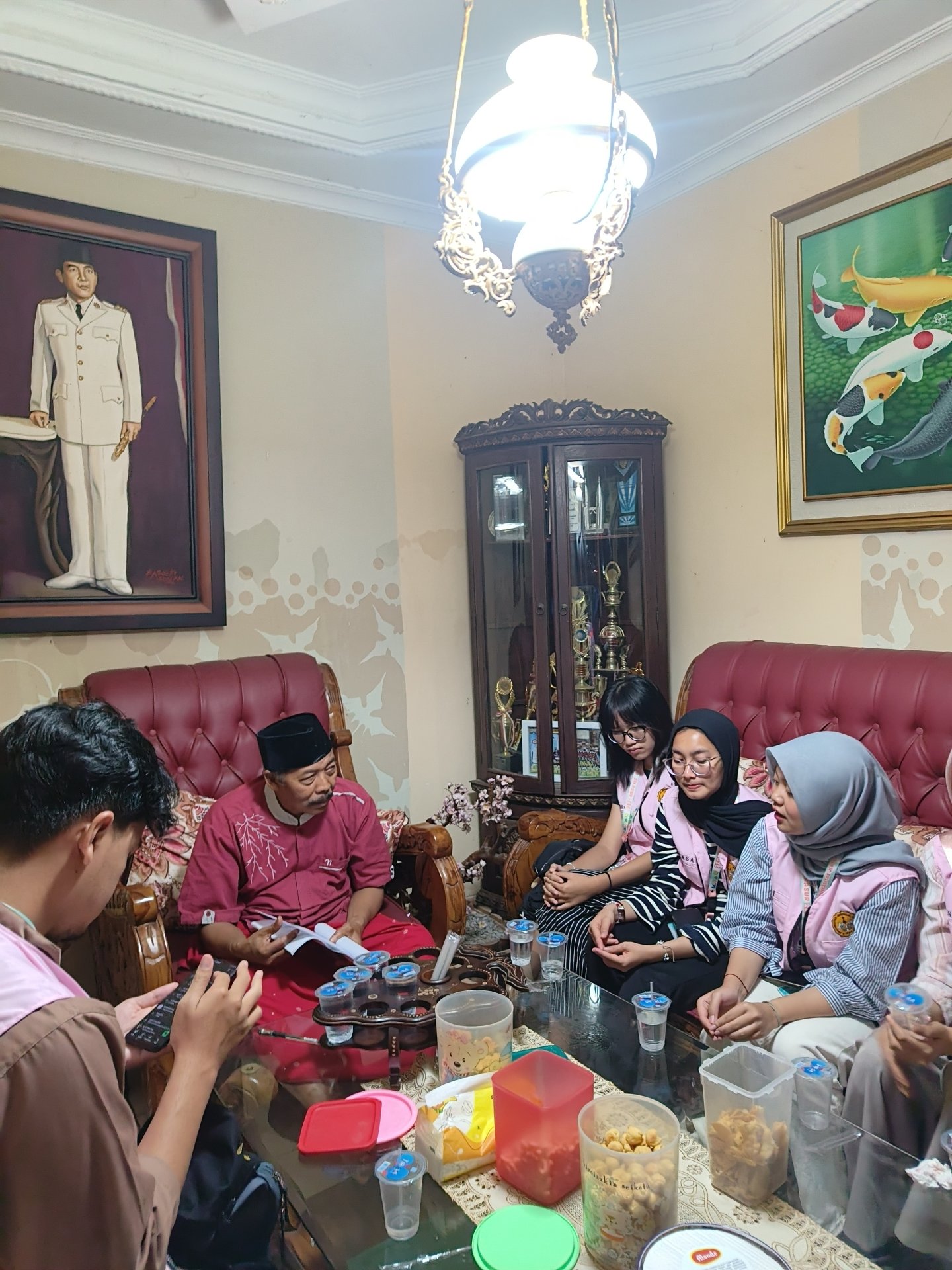 Hari ke 5 KKN Sikasur (Silaturahmi ke rumah kepala desa)