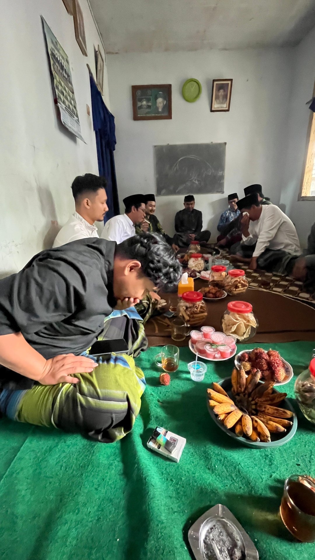 Silaturahmi dengan Tokoh Desa untuk Persiapan Isra'Miraj