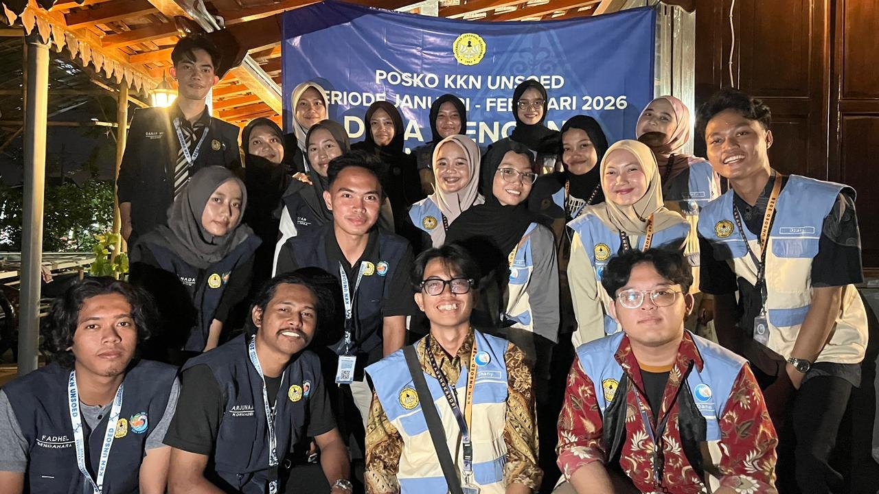 Kunjungan ke Posko KKN Menganti