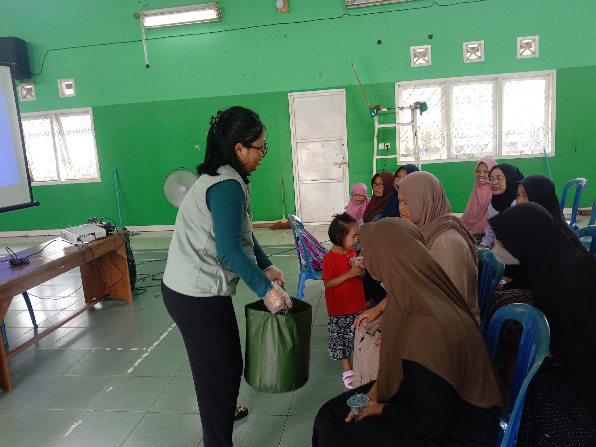 Kegiatan Sosialisasi Intensifikasi Pekarangan