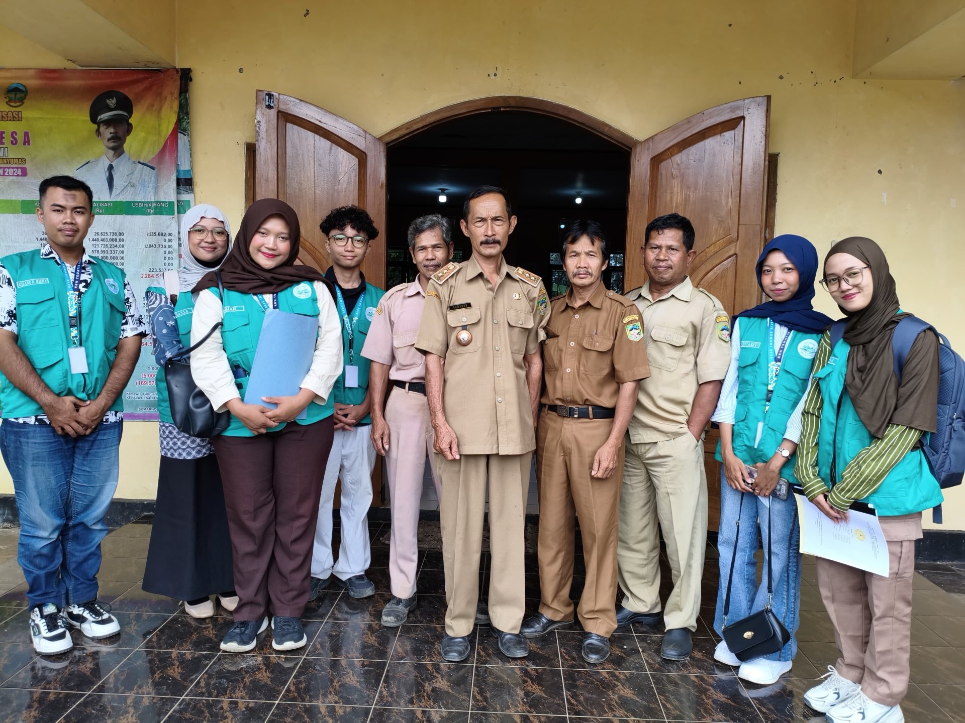 Pelaksanaan FGD 1 dengan Pemdes serta Kegiatan Sosial