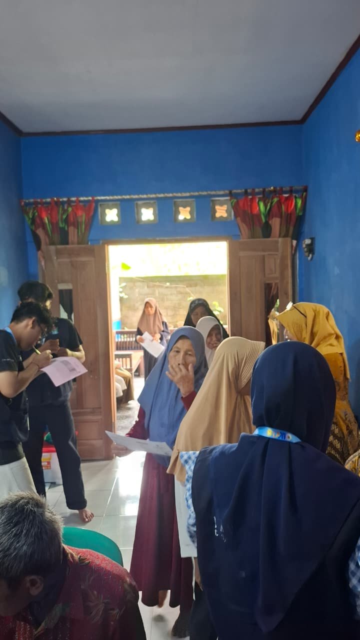 Pendampingan Posyandu ILP lansia dan balita Desa Panerusan Kulon