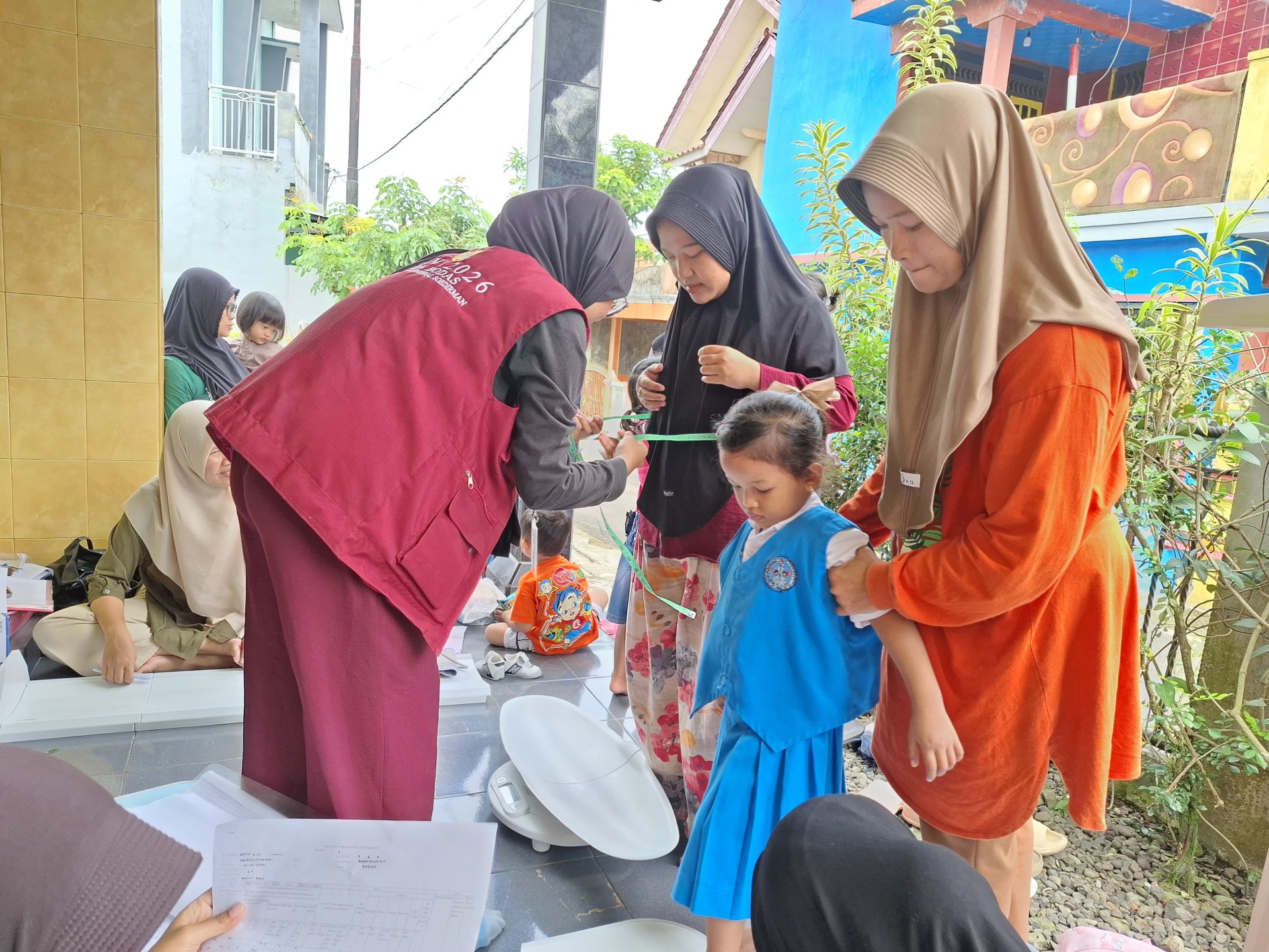 Sosialisasi Gizi Seimbang dan Posyandu Ke-3 di Desa Bodas