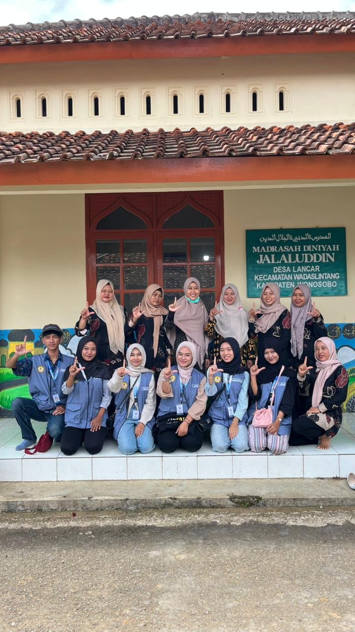 Mahasiswa KKN UNSOED 2026 Desa Lancar Laksanakan Pendampingan Posyandu, Pemberian PMT, dan Kunjungan ke SDN 01 Lancar