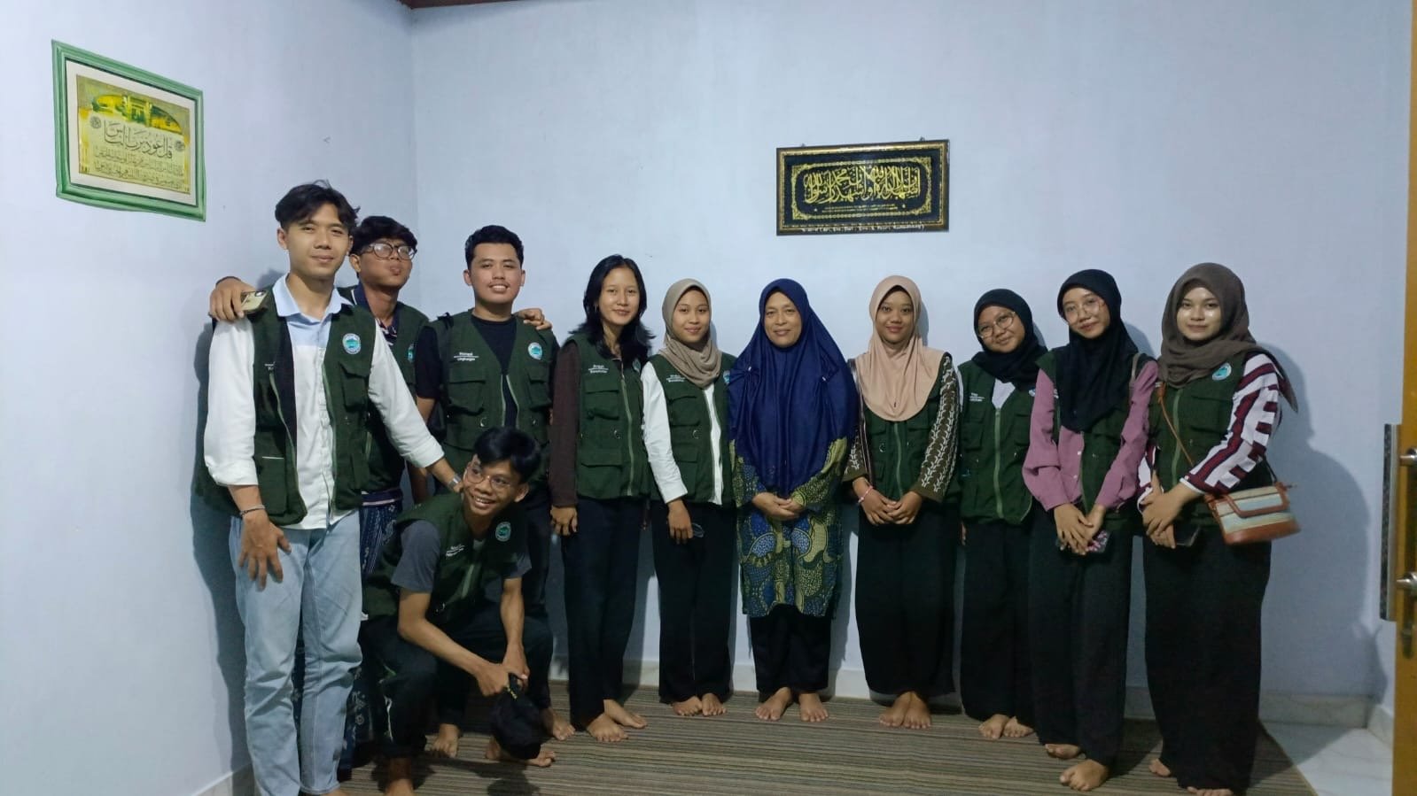Koordinasi Informal dan Diskusi Santai Bersama Tokoh Penggerak KWT RT 01.
