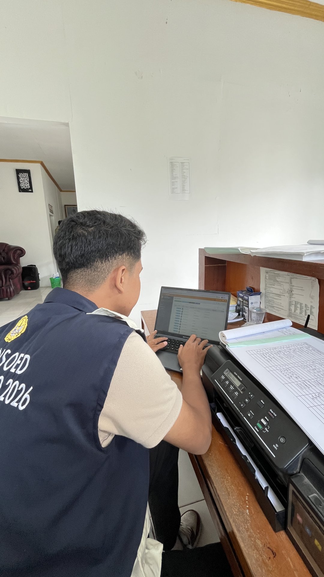 Pelayanan masyrakat di balai desa