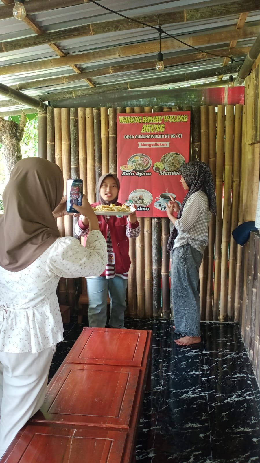 Sosialisasi dan Pendampingan Digitalisasi Marketing UMKM