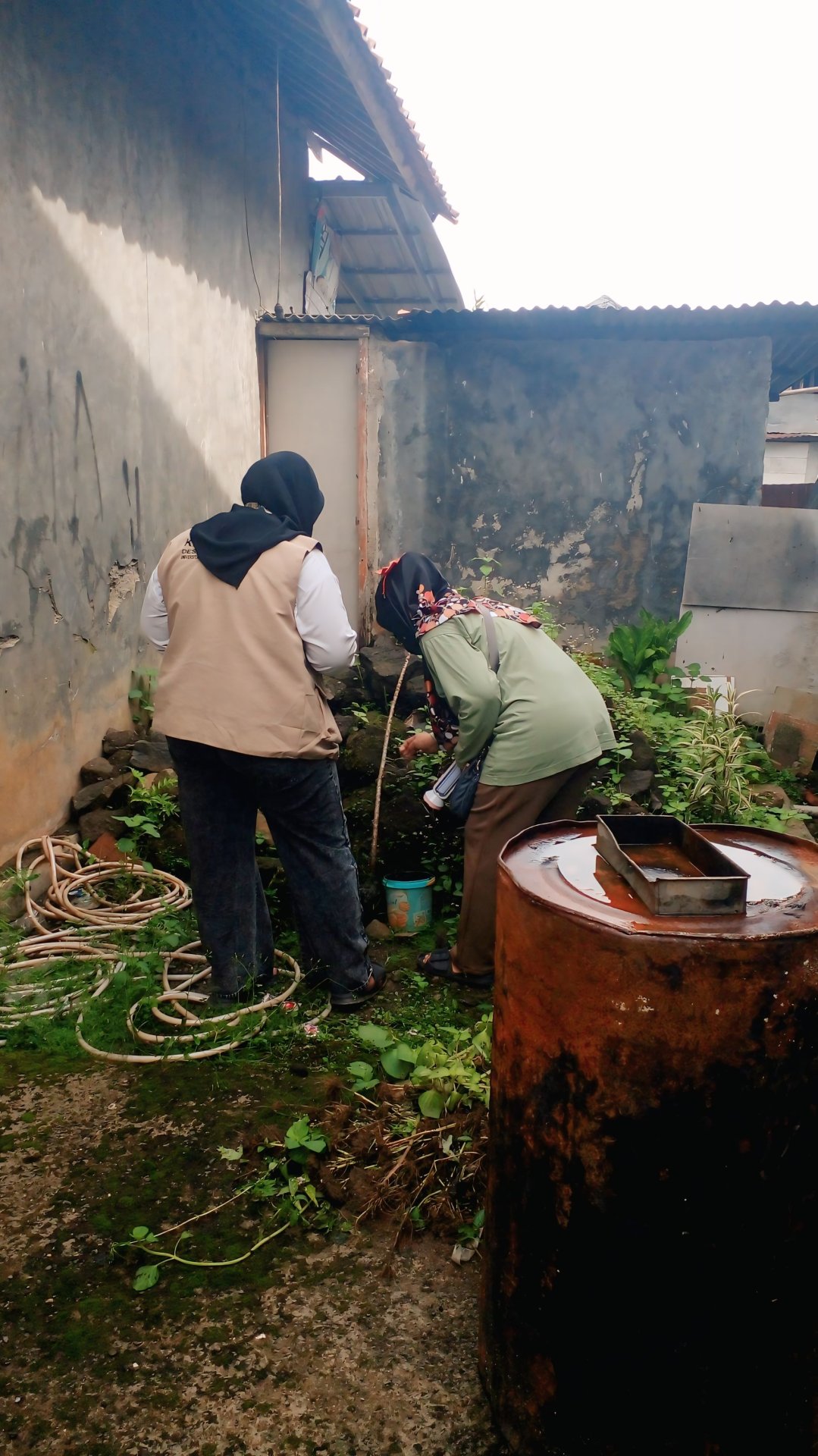 Kegiatan Pemberantasan Sarang Nyamuk (PSN)