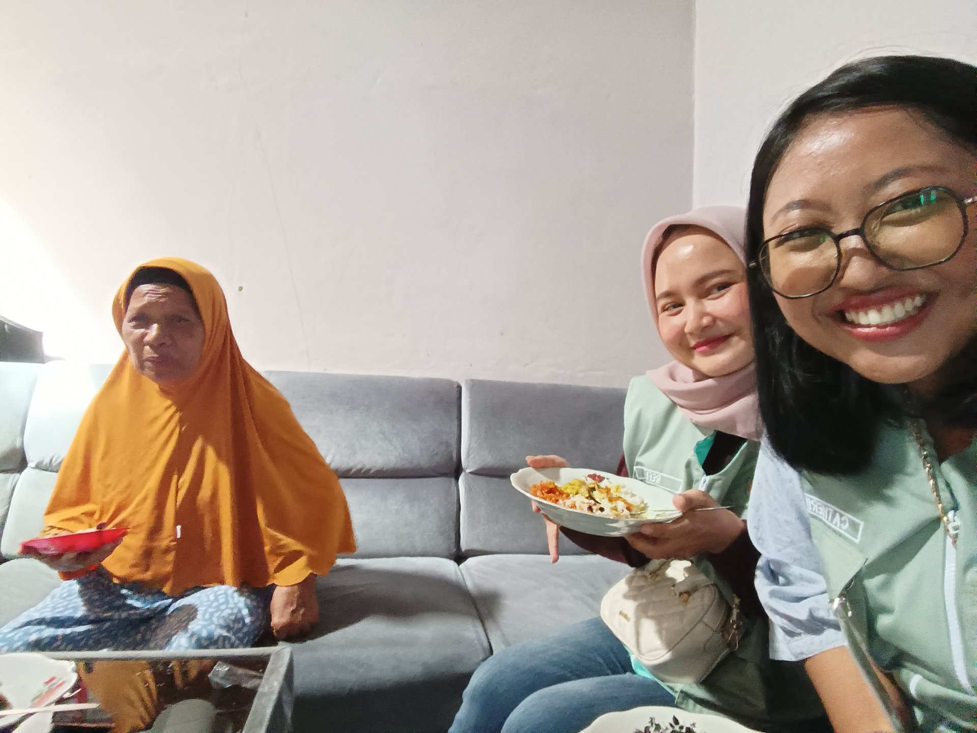 Melakukan inventarisasi UMKM di RT. 03 dan RT. 04