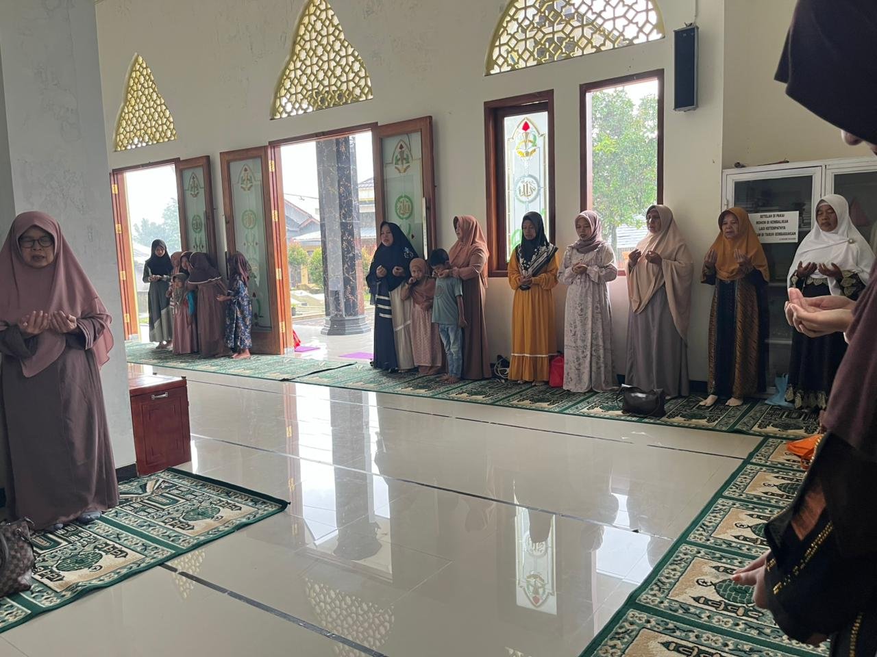 Menghadiri Acara Rajaban RT 11 dan 12