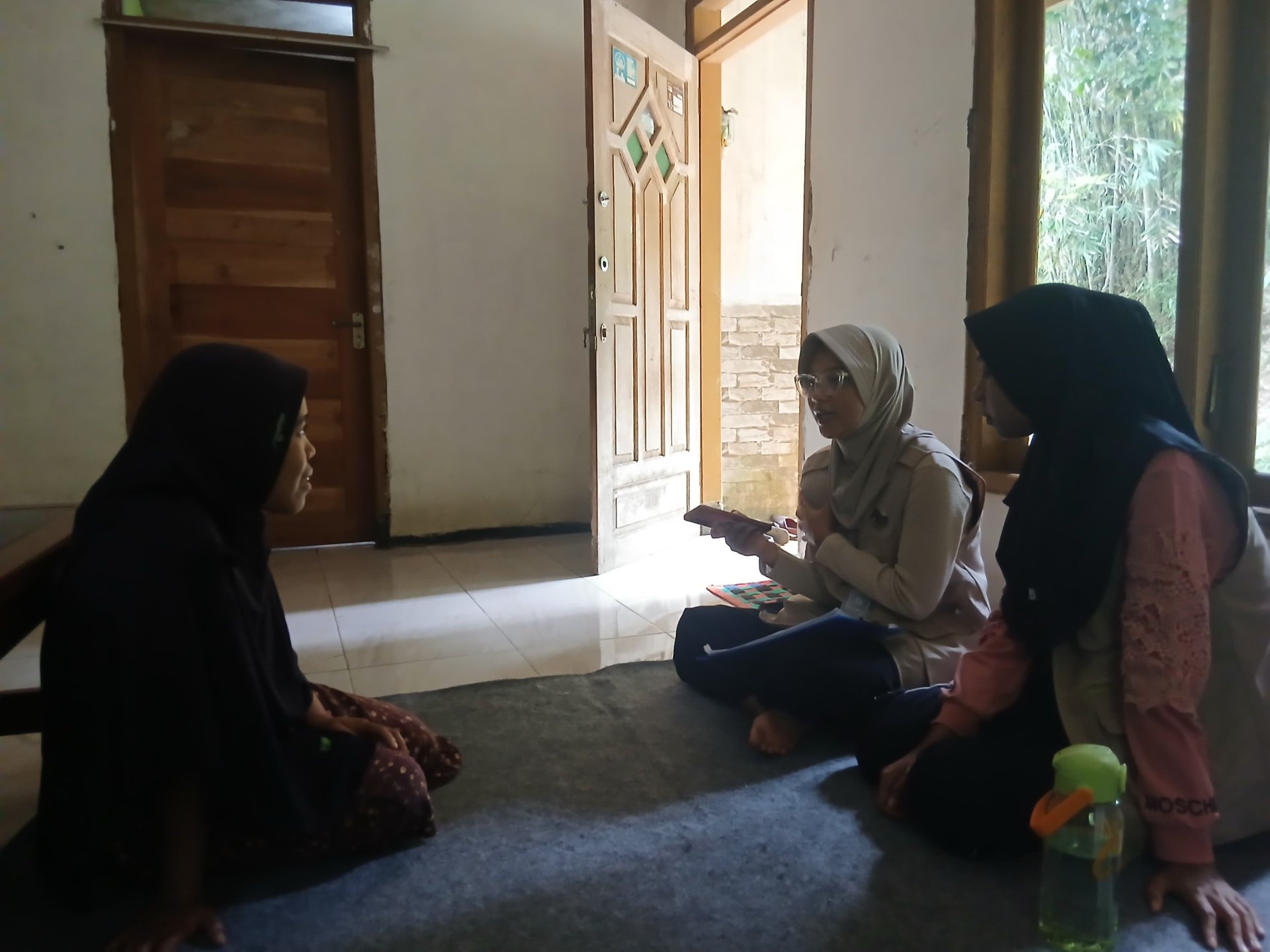 Pendataan Kerentanan Manusia di Lingkungan RW 1 dan 4