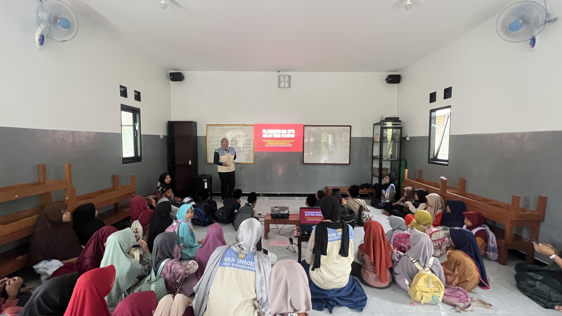 Mengajar di TPQ An Nahdloh