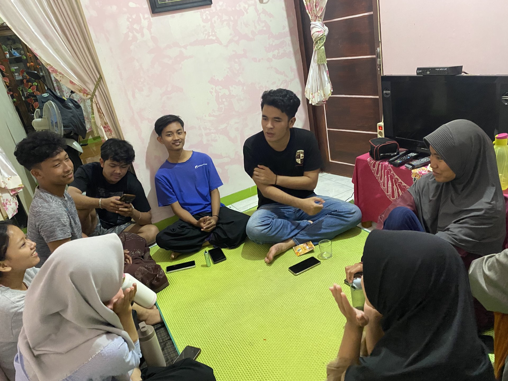 rapat dan evaluasi program kerja