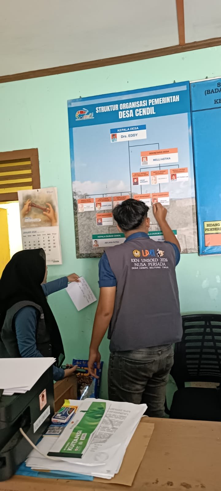 Piket Desa di Kantor Desa Cendil #1