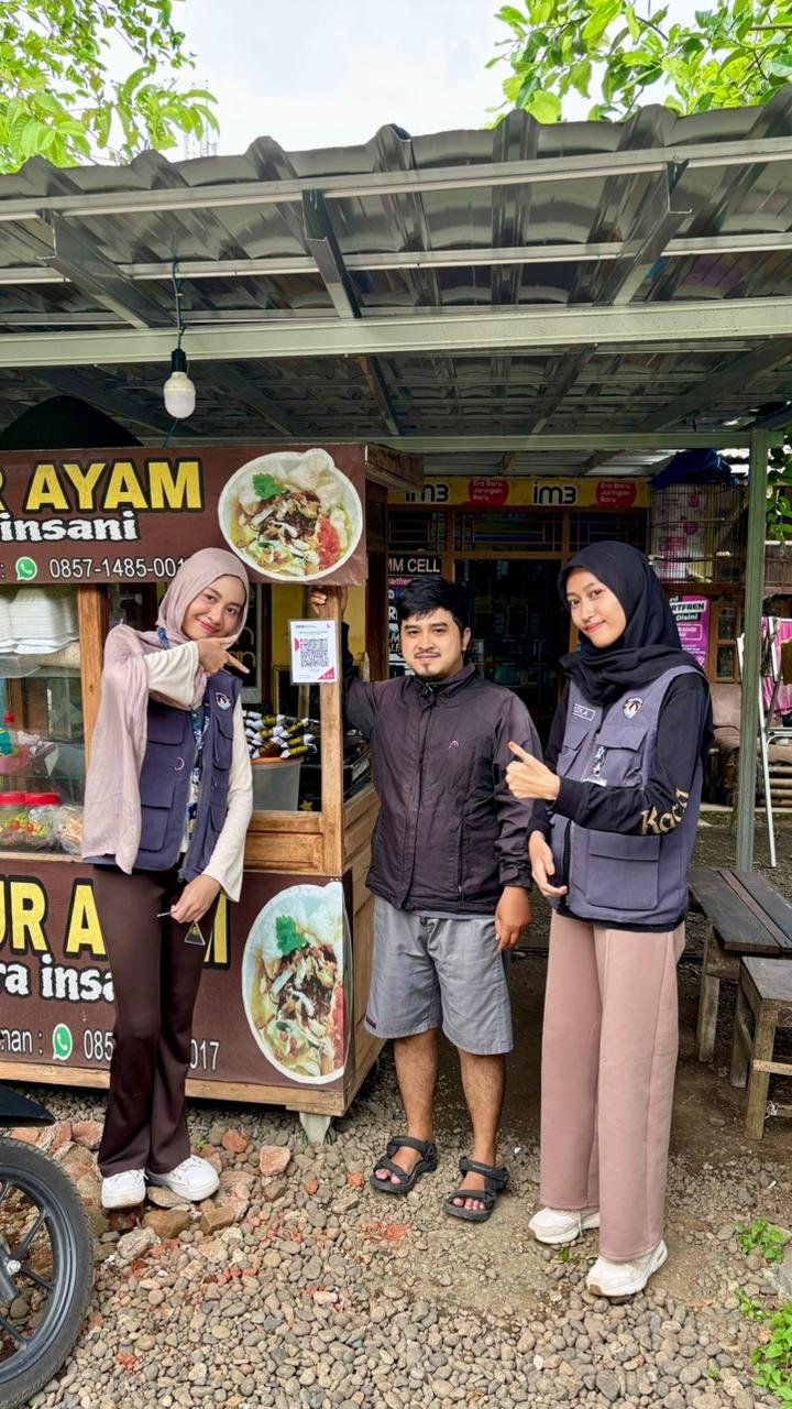 Sosialisasi, Pendampingan Pembuatan, Penyerahan serta penempelan QRIS UMKM