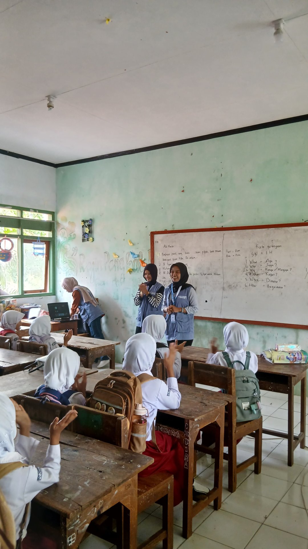 Mahasiswa KKN UNSOED 2026 Desa Lancar Laksanakan Program Lancar Mengajar di SDN 1 Lancar