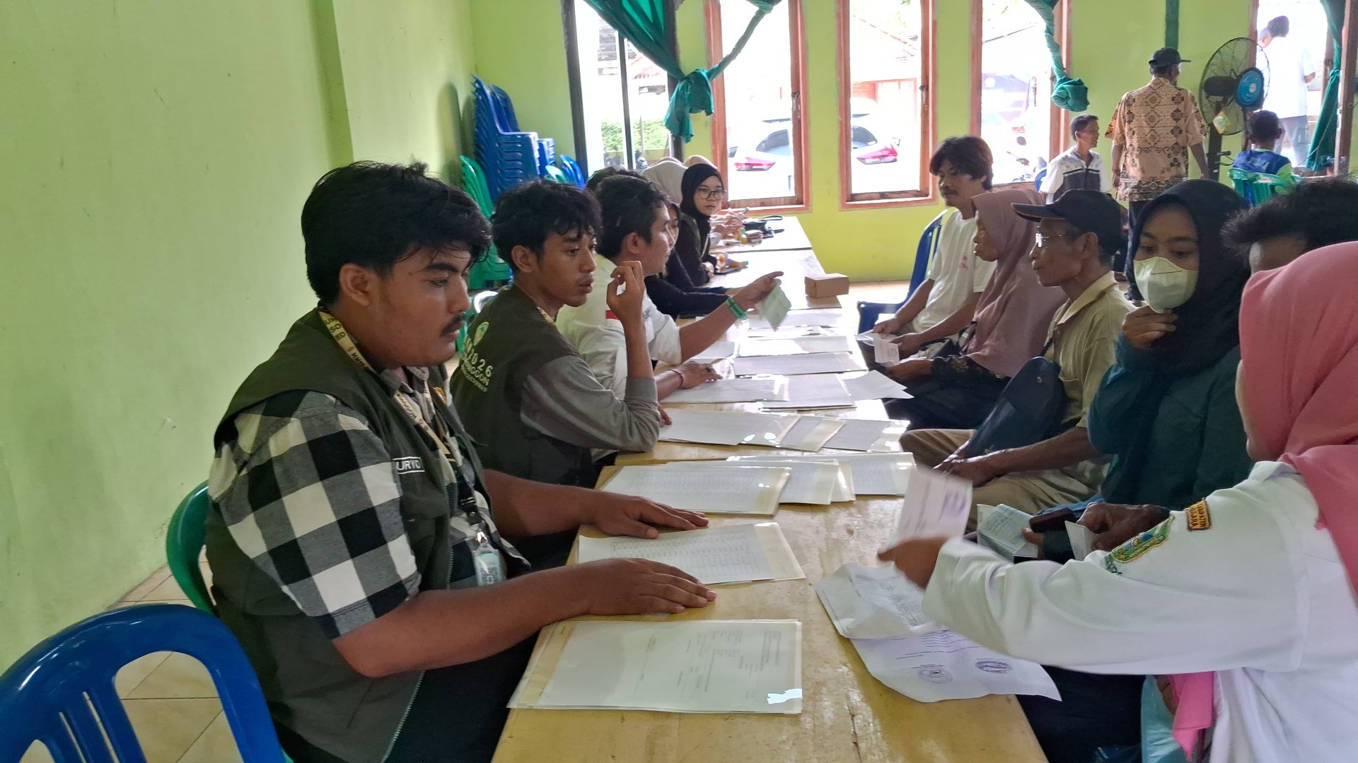 Day 8.9  (Laporan Kegiatan Harian: Pelayanan Kesehatan Masyarakat dan Koordinasi Desa)