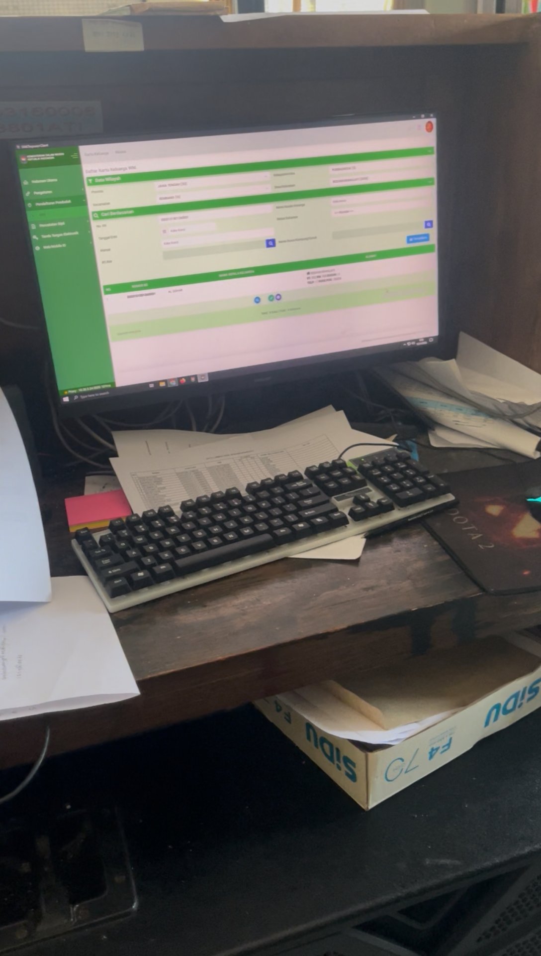 piket harian pelayanan di Balai Desa Bodaskarangjati